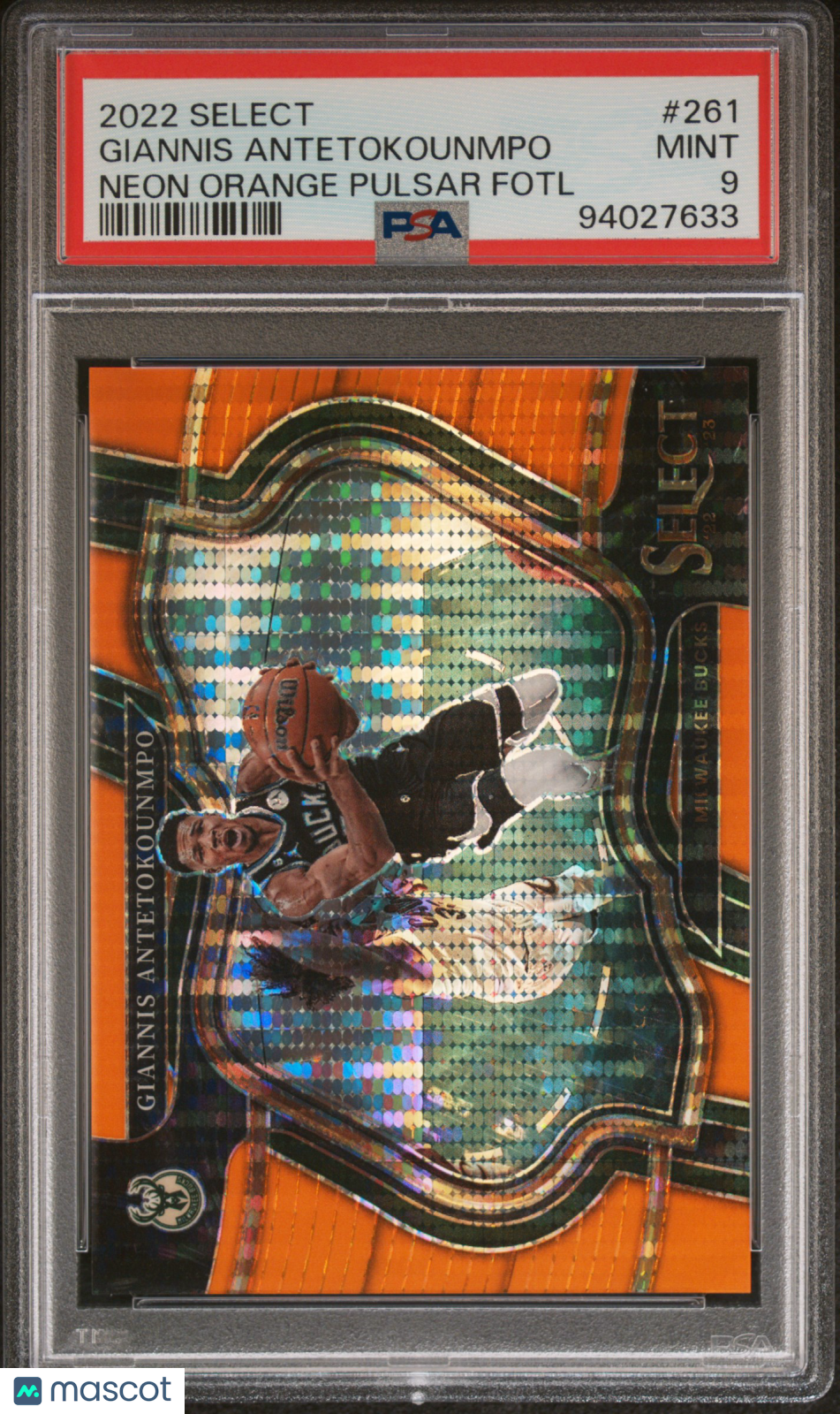 2022 Select Giannis Antetokounmpo Orange Pulsar FOTL Courtside 06/15 #261 PSA 9